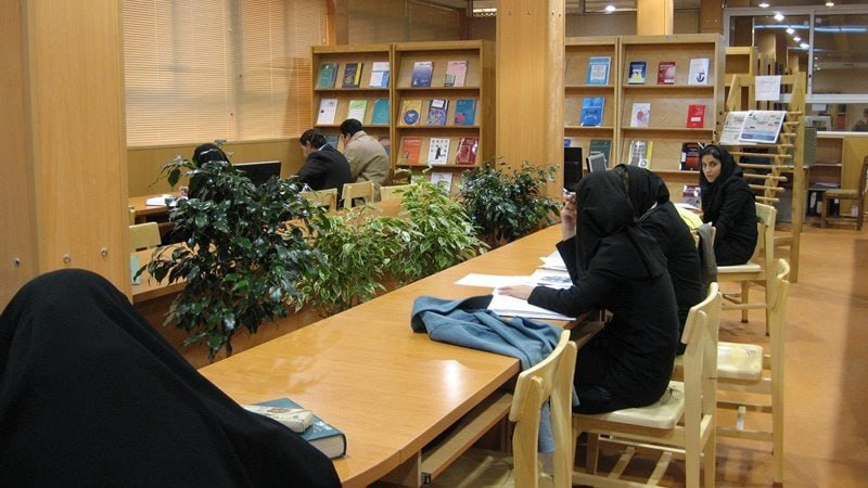 عضویت کتابخانه‌های عمومی رایگان شد
