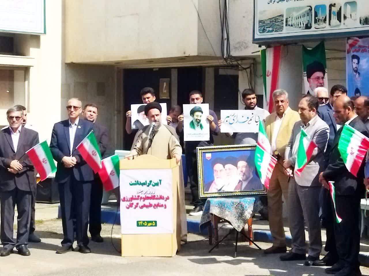 پرچم ایران نماد ایستادگی و افتخار جهانیان است