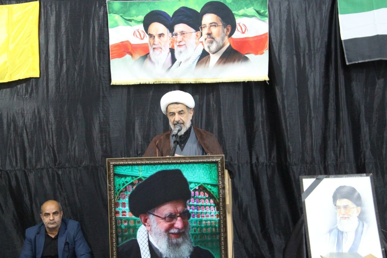 تنش های بین المللی نشانه‌ی ترس دشمن از تثبیت جایگاه ایران در قله است