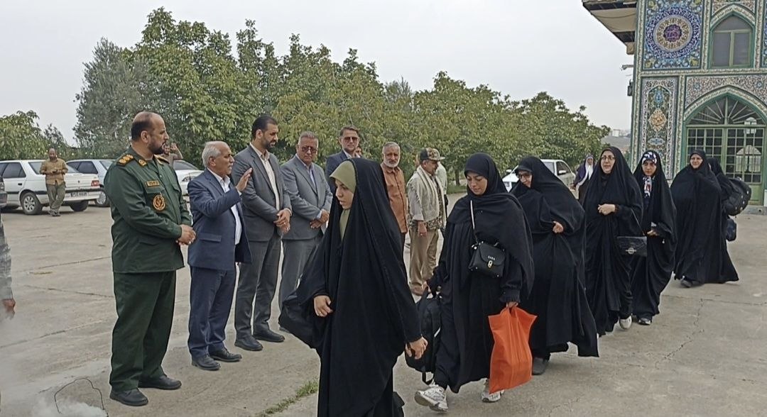 کاروان راهیان نور کلاله عازم مناطق عملیاتی غرب کشور شد