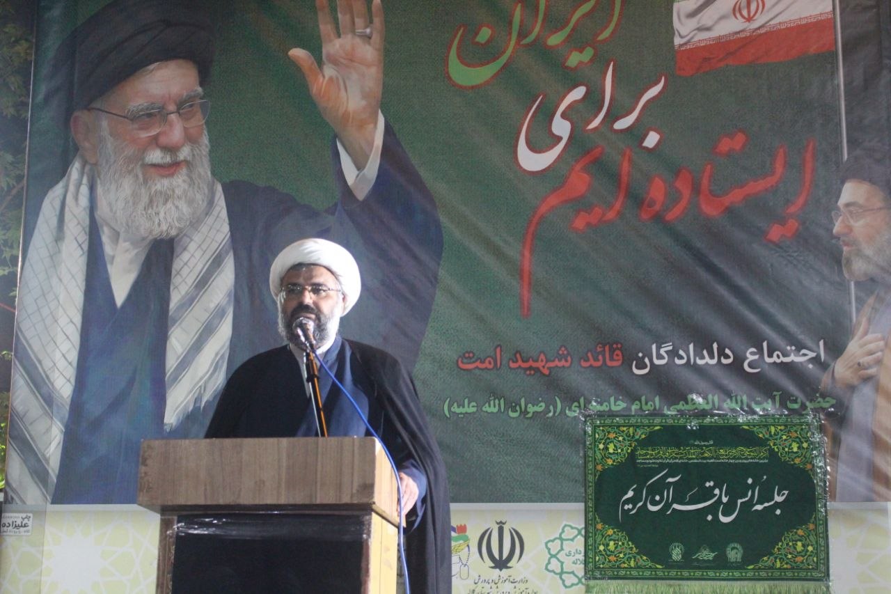 پیروزی انقلاب اسلامی در جنگ ترکیبی دشمنان