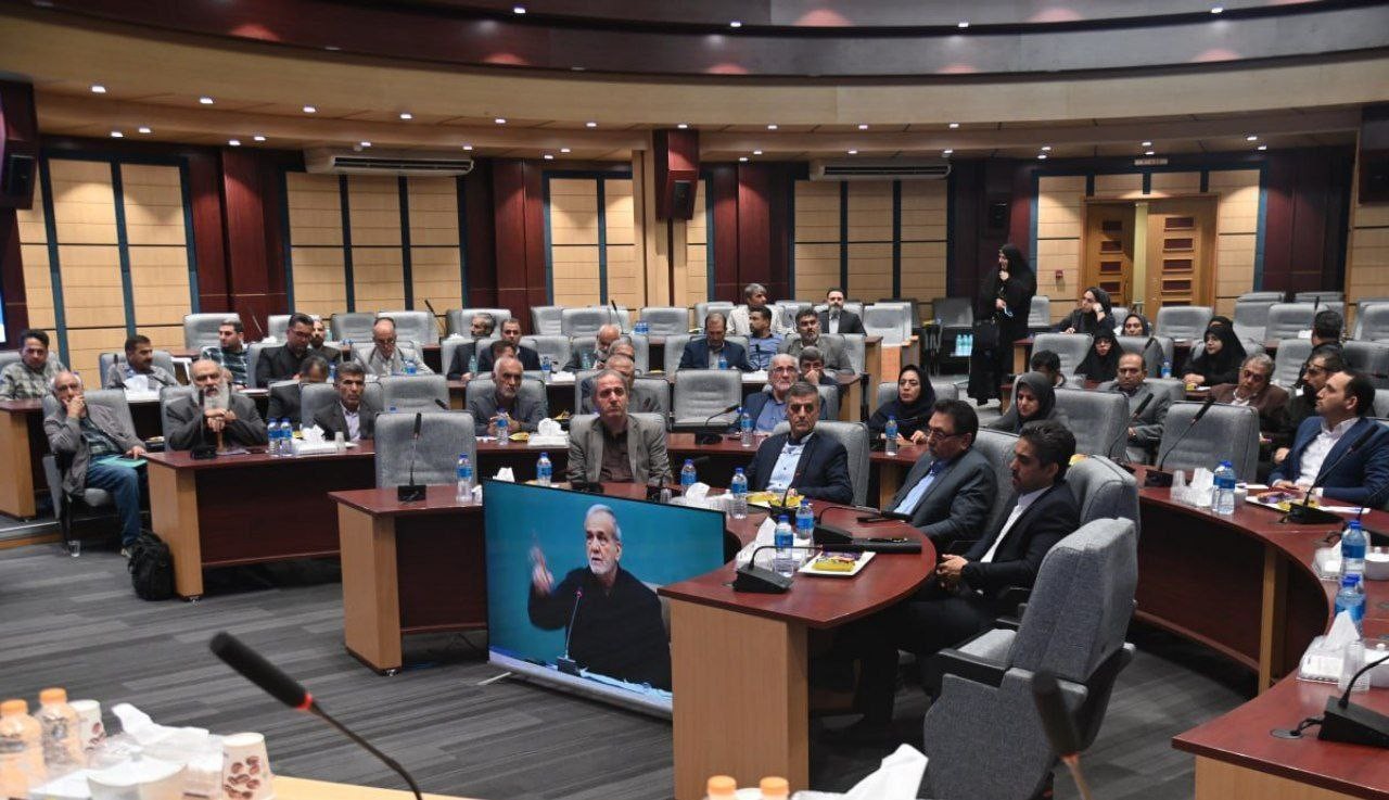«تشریفات» به‌جای «وفاق» فعالان سیاسی را دلسرد می‌کند