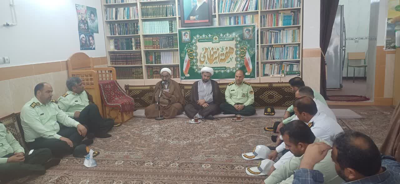 نیروی انتظامی مجاهدان راه حق و مدافع مظلوم در جامعه هستند