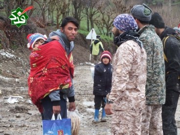 گزارش تصویری از امدادرسانی بسیجیان به مردم روستای سوار وسط 